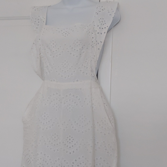 White open back midi lace belted jumpsuit - Picture 3 of 5